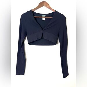 WILD FABLE Black‎ Long Sleeve V-Neck Cropped Top | Medium